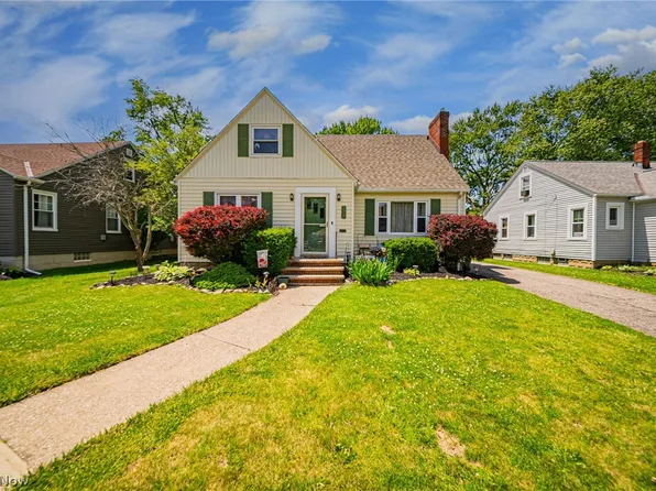 172 Brandtson Ave, Elyria, OH 44035