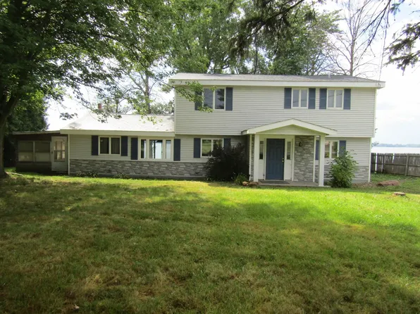 416 Lakewood Drive, Swanton, VT 05488