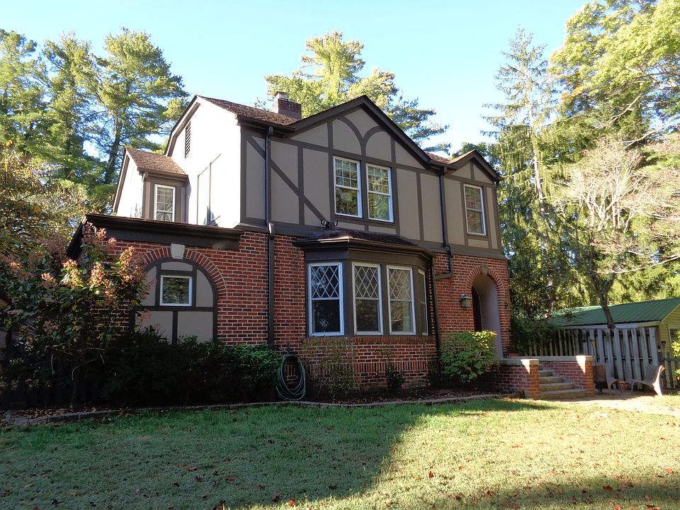 1st image of 525 Buena Vista Ln