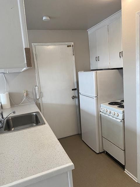 1st image of 11527 28th Ave NE APT 207