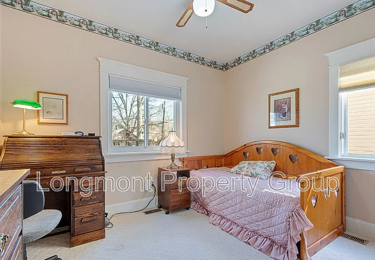 632 Bross St — Photo 22