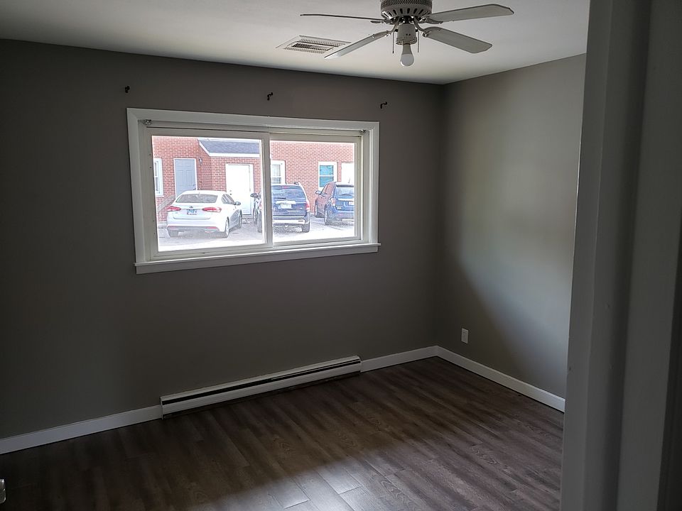 2nd image of 908 Greenbrier Rd #20