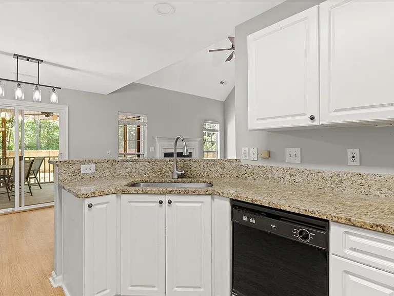 3250 Morningdale Dr — Photo 11