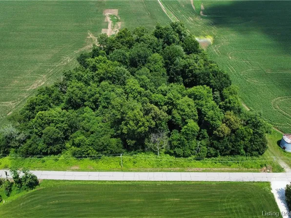  Mahan Road, Marysville, IN 47141