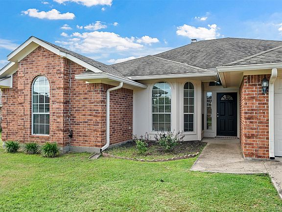 2nd image of 163 Topaz Cir