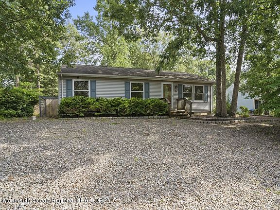 4th image of 147 Riptide Ave