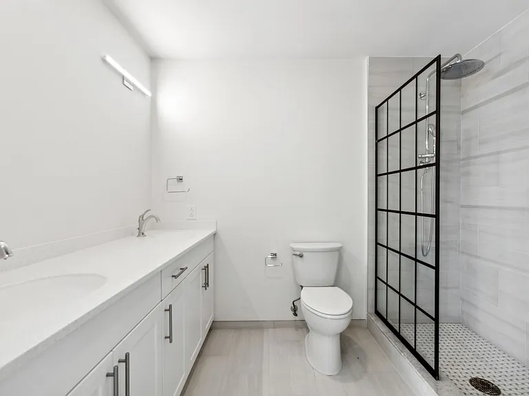 The Tower at Henry — Photo 89