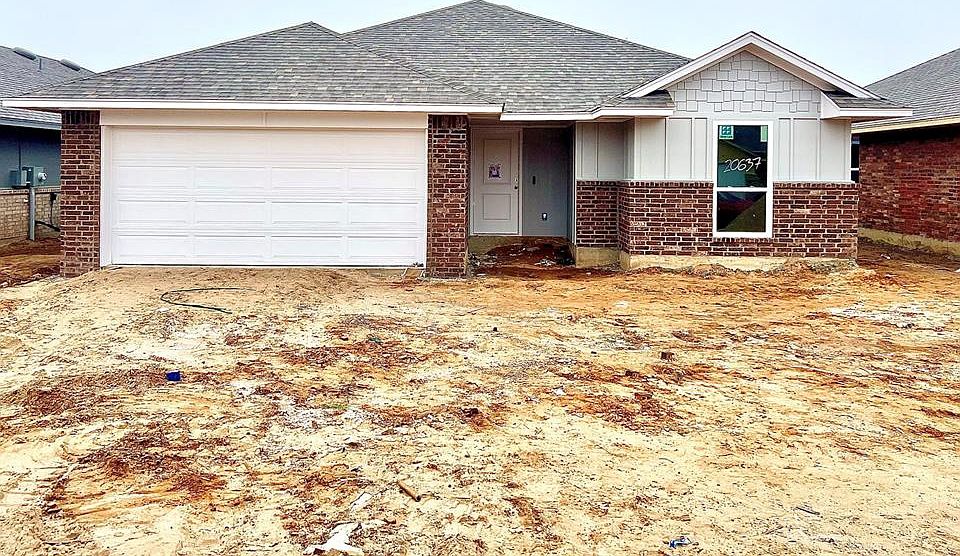 1st image of 20637 Brush Creek Blvd