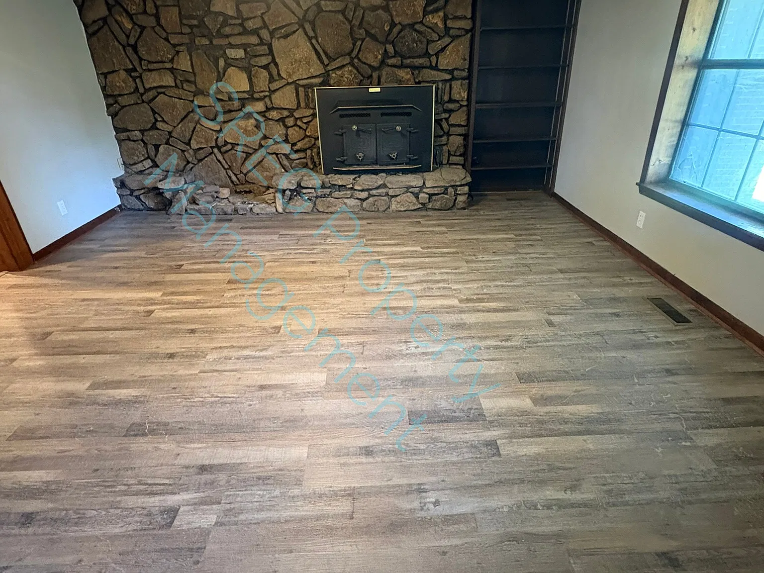 3 bed, 2329 sqft, $1,800 — Photo 3