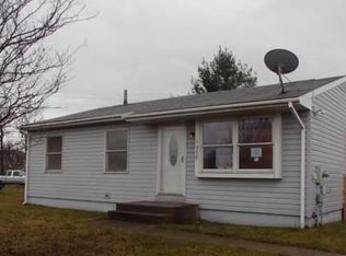 1958 Radcliff Rd, Traverse City, MI 49685