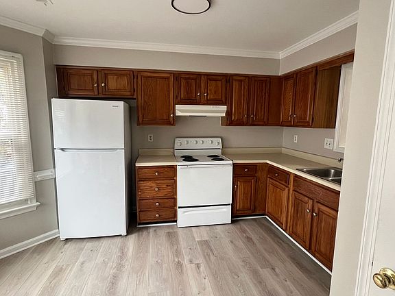 2nd image of 408 Lake Havasu Dr