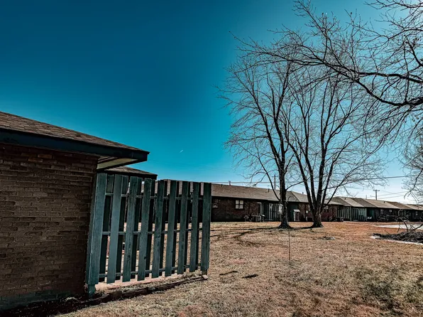 500 North Cline Rd Apartments, 500 N Cline Rd #5754aec26, Coffeyville, KS 67337