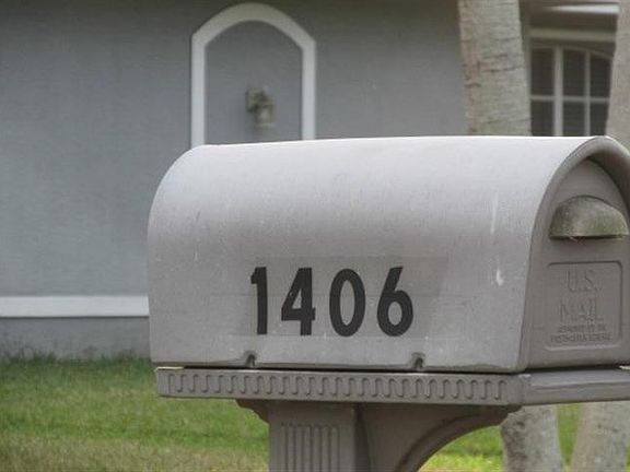 2nd image of 1406 SE 2nd Ter