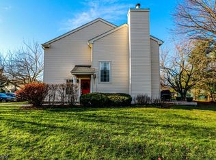 406 Cheshire Ct, Somerset, NJ