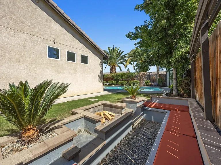 11004 Corbett Canyon Dr — Photo 13