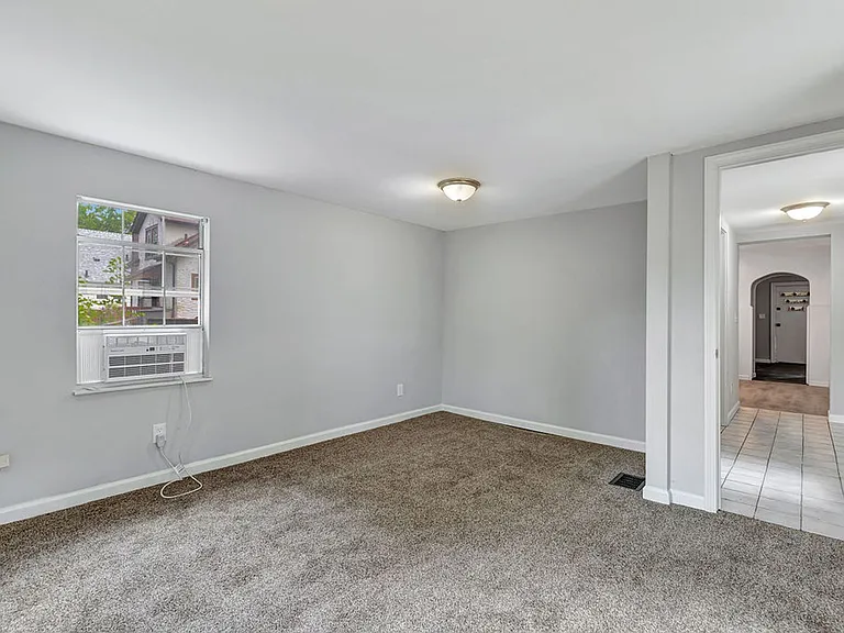 6312 Bedford St — Photo 10
