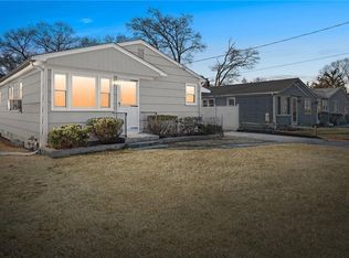 37 Eldridge Ave, Warwick, RI 02886