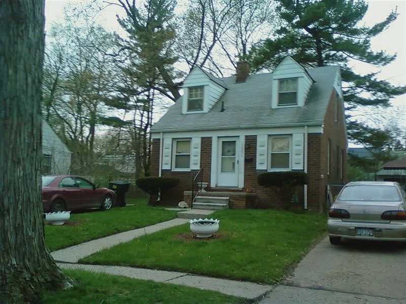 13591 Greenview 2