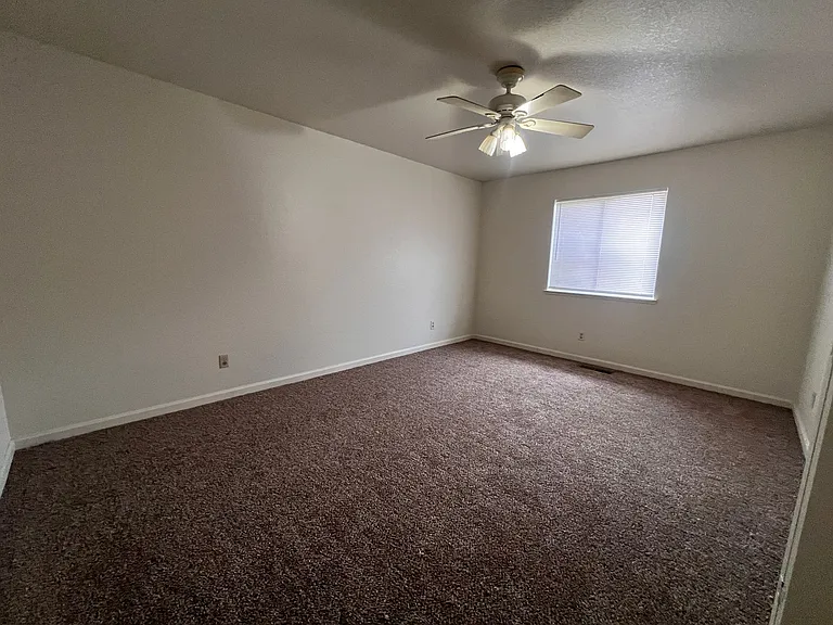 1371 Kimmerling Rd — Photo 3
