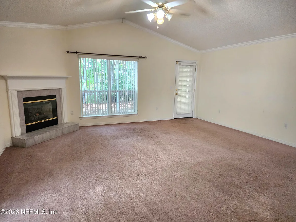 Building Photo - 7485 Cliff Cottage Dr