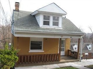 221 E Willock Rd, Pittsburgh, PA 15227
