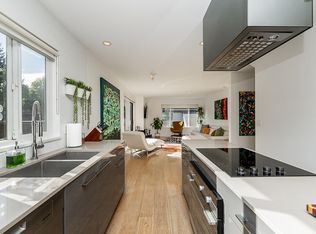 3988 Parkway Dr, Vancouver, BC V6L3E1