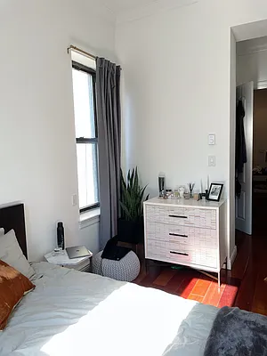 Rented by CNYC Apartments | media 32