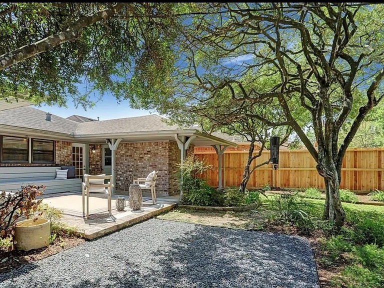 3708 Bellaire Blvd — Photo 19