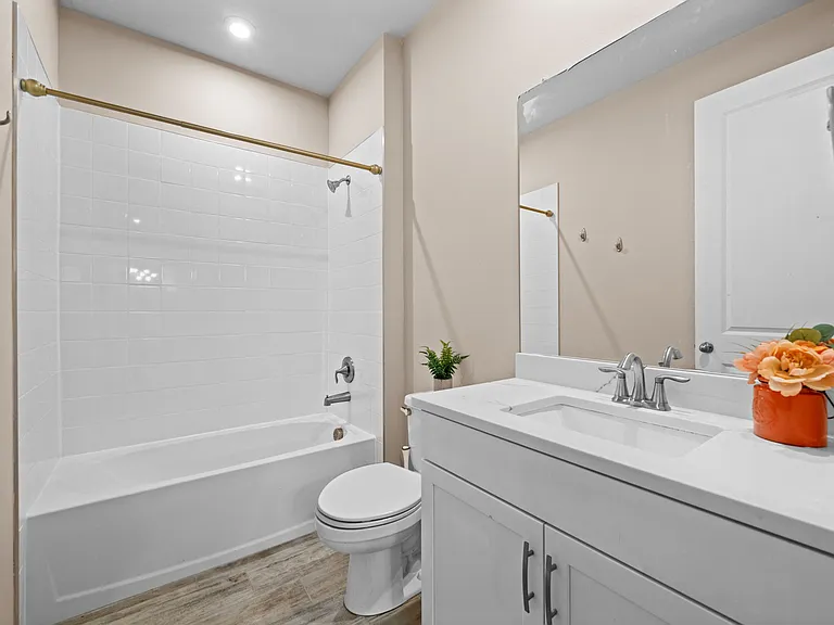 10288 Bonavie Cove Dr — Photo 19
