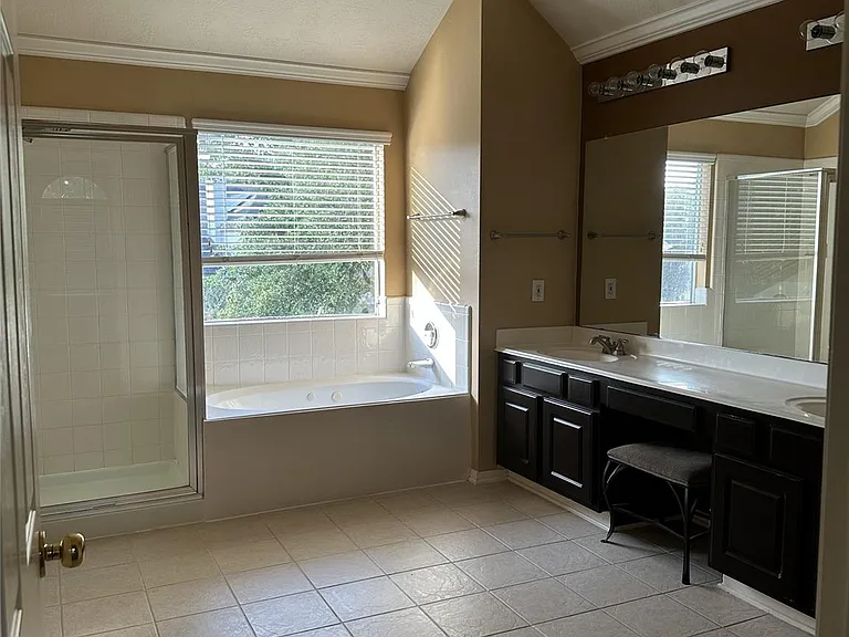 23806 Allingham Ln — Photo 6