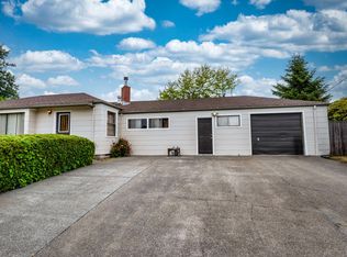 3205 R St, Eureka, CA 95503