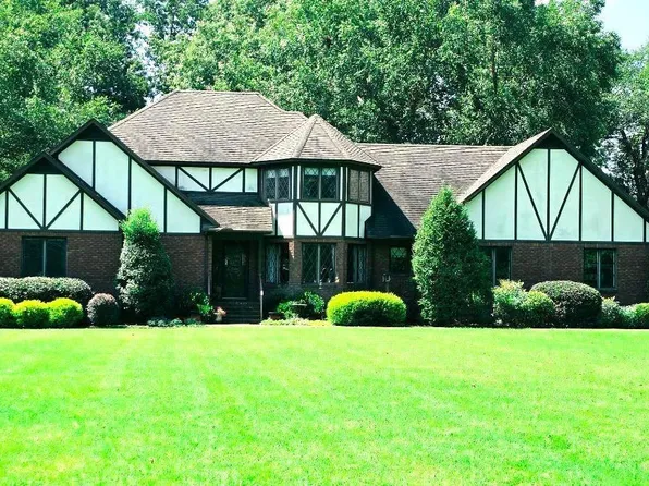 133 Brundige Dr, Martin, TN 38237