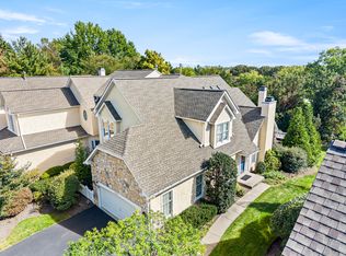 206 Saint Andrews Ct, Blue Bell, PA 19422