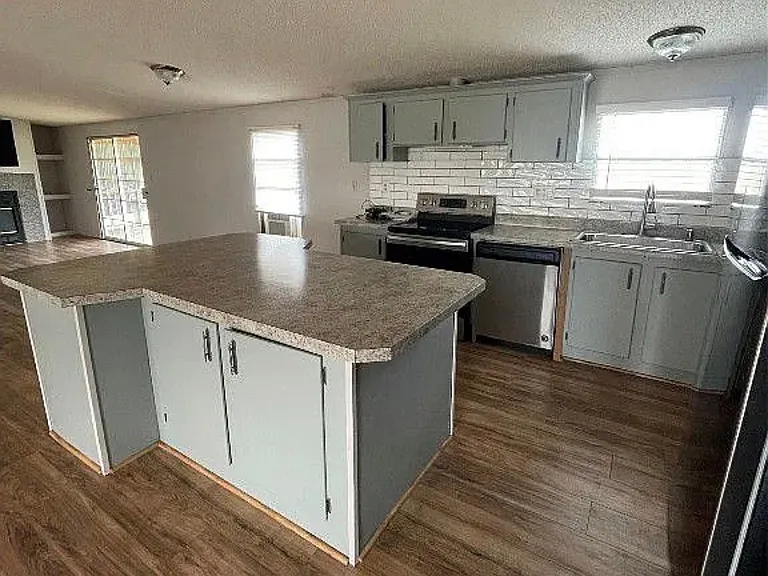 1596 County Road 50 #8 — Photo 3