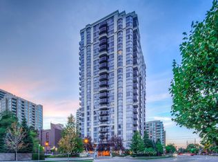 35 Finch Ave E #912, Toronto, ON M2N 6Z8