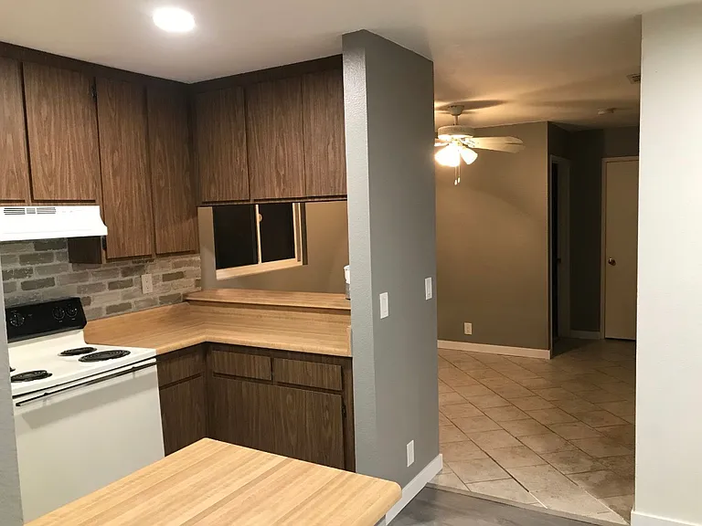 745 E Bradley Ave #2 — Photo 13