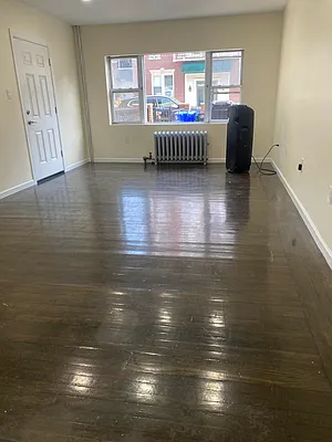 Rented by Voro, LLC | media 9