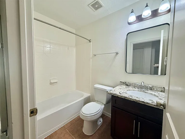 21927 Octavia Way — Photo 8