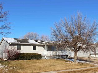 4310 Sunset Trl, Kearney, NE 68845