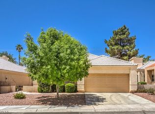 357 Mill Hollow Rd, Las Vegas, NV 89107