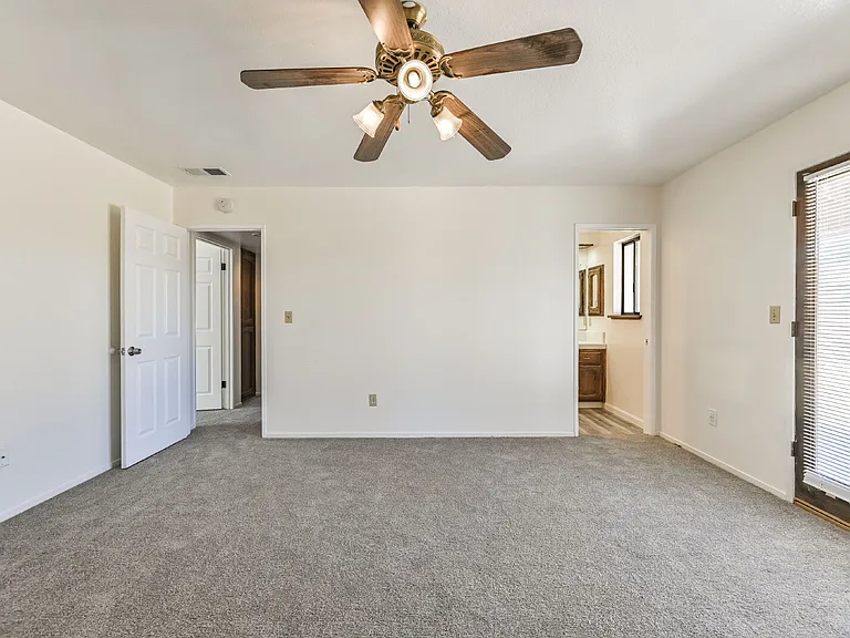 315 Reese St — Photo 28