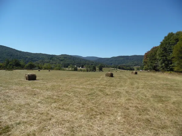 125 N The Pines Dr, Marlinton, WV 24954