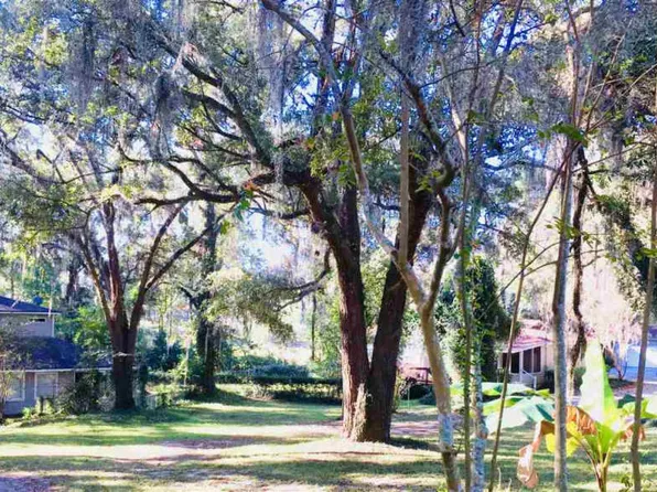 9704 Wadesboro Rd, Tallahassee, FL 32317