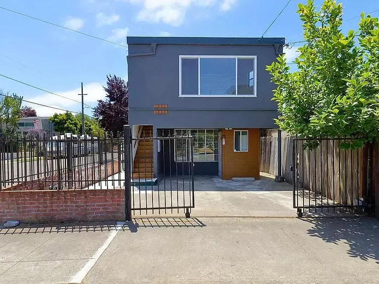 1352 Blake St — Photo 1