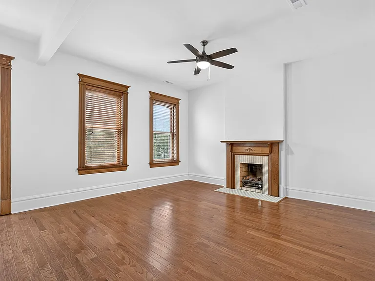 2722 Armand Pl #2F — Photo 10