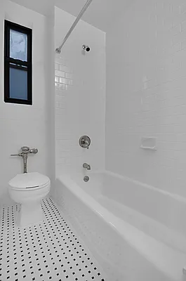 Rented by Cooper & Cooper Real Estate | media 19