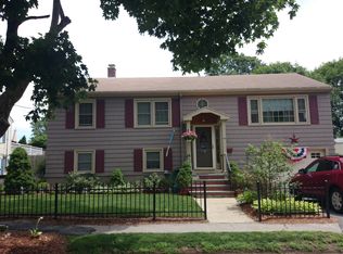 94 Westmoor Rd, West Roxbury, MA 02132