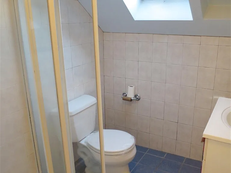 40 Sterling St #2 — Photo 10