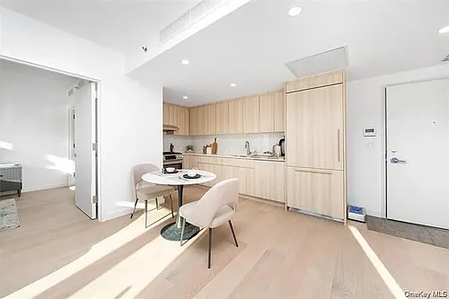 3371 Prince St Photo 1