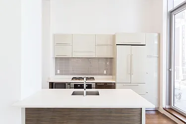 Rented by Chase Global Realty Corp